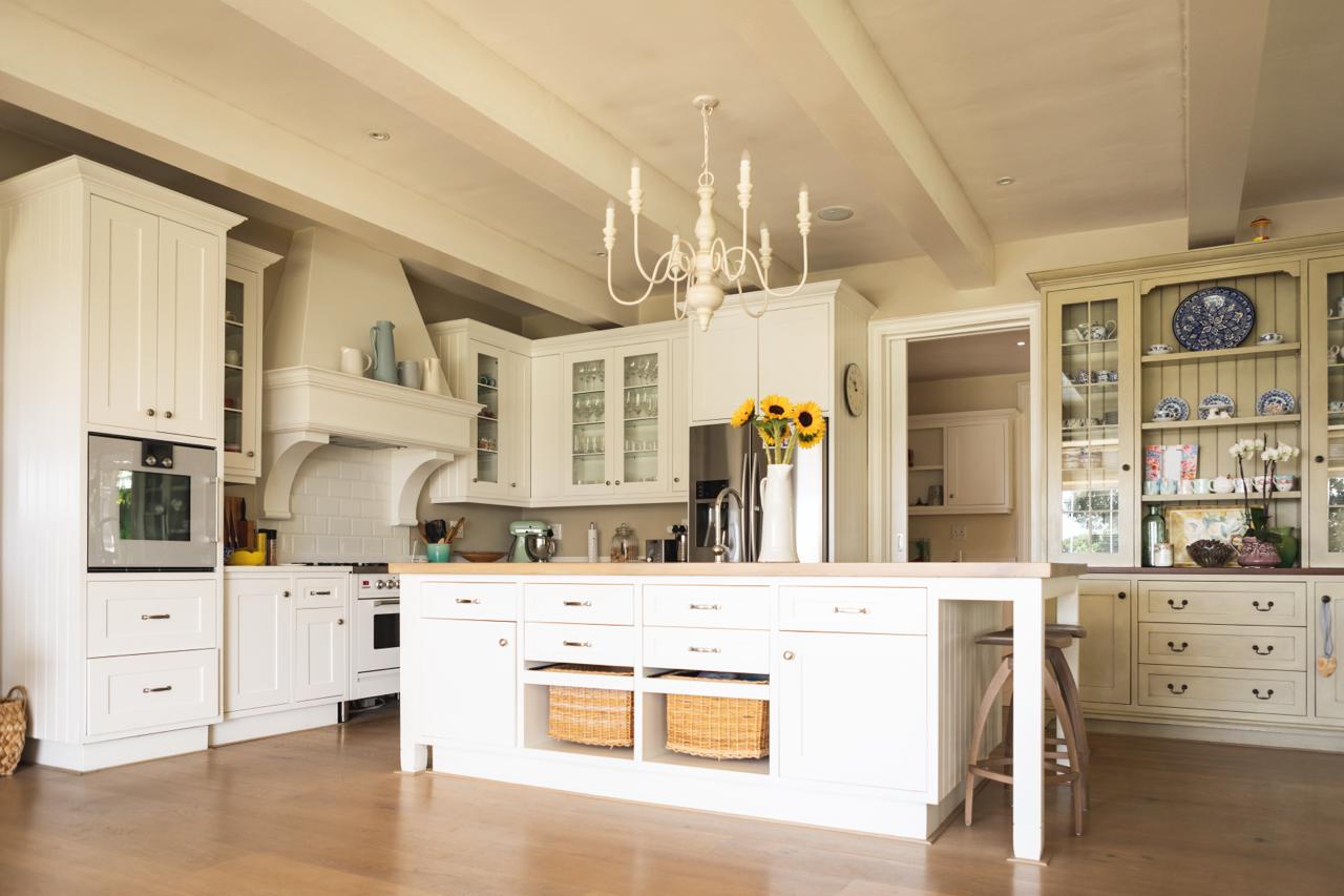 Modern Kitchen Cabinet Design - Veda kitchens